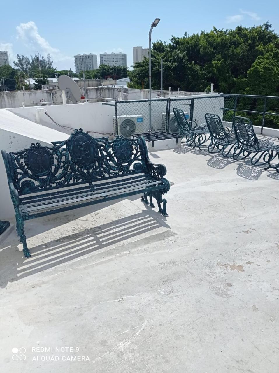 Casa De Huespedes Taino Bed & Breakfast Cancun Bagian luar foto
