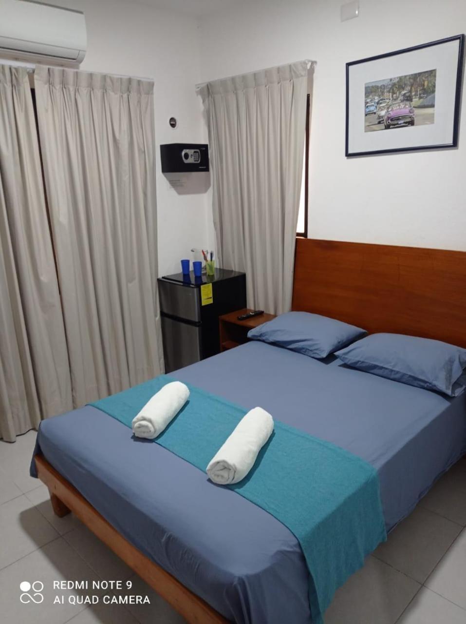 Casa De Huespedes Taino Bed & Breakfast Cancun Bagian luar foto