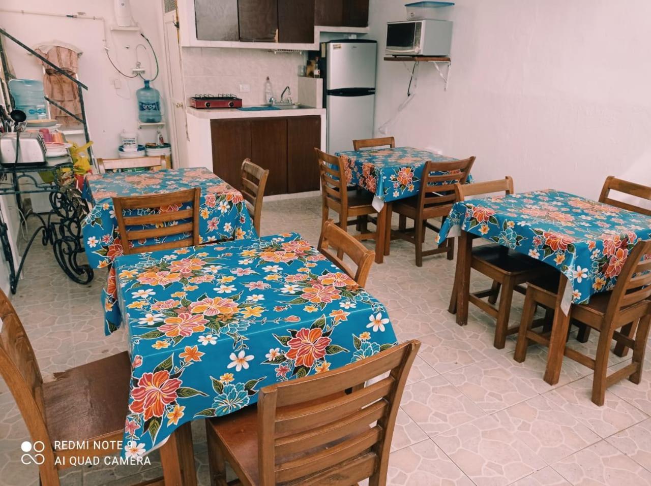Casa De Huespedes Taino Bed & Breakfast Cancun Bagian luar foto