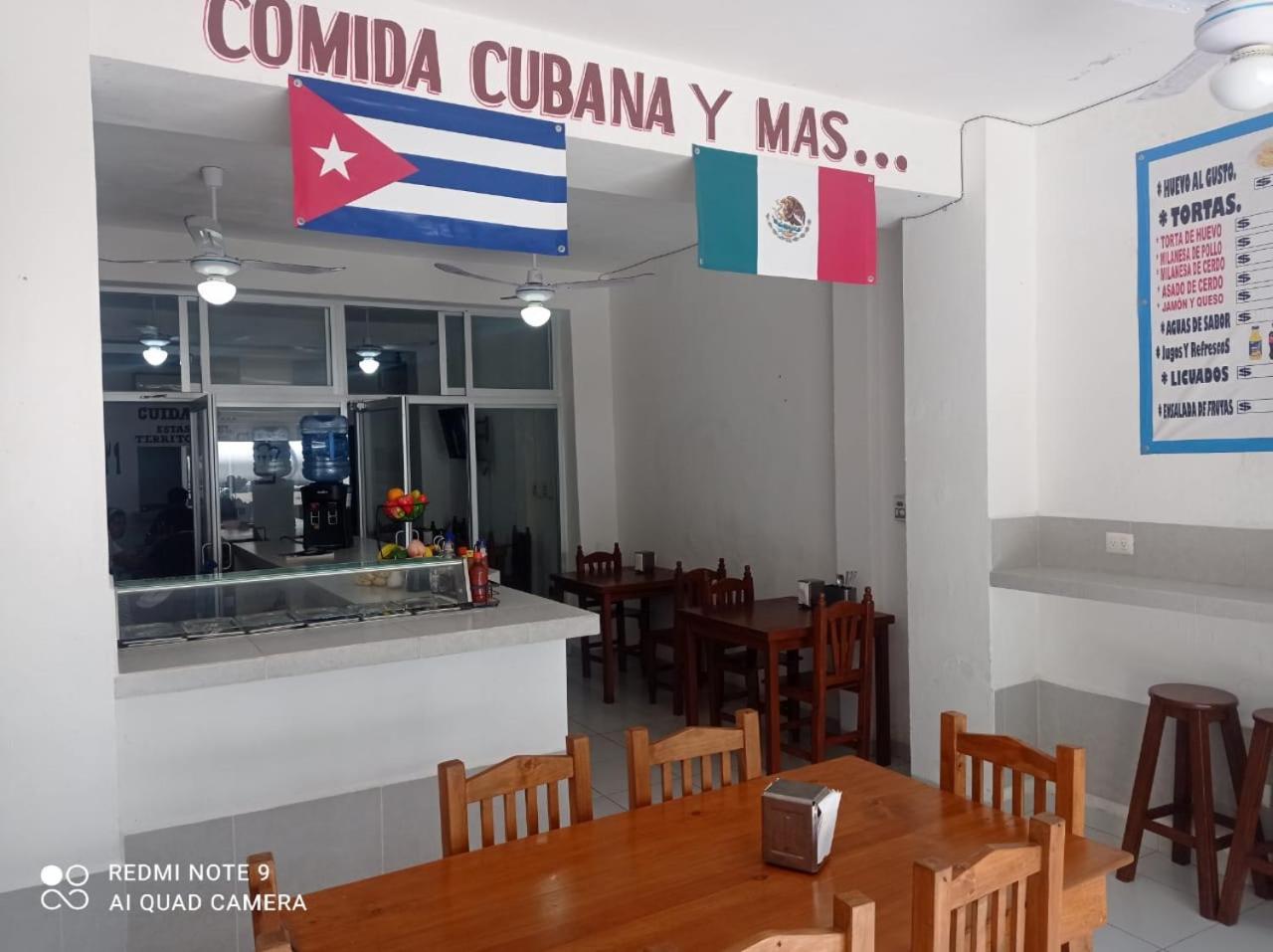 Casa De Huespedes Taino Bed & Breakfast Cancun Bagian luar foto
